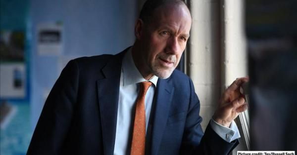 RealGeoffBarton's tweet photo. "Let’s not let the topic of exclusions become an easy distraction from the far more pressing issues of law and order, social cohesion, and – most urgent of all – the woeful under-funding of our public services": my @tes blog: https://t.co/fJJ10qxm2W https://t.co/HOxTXP1Oej