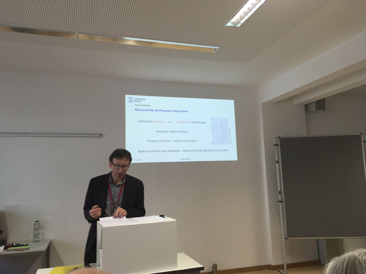 KeRiewerts's tweet photo. #dghd2019 Forschen ist Lehren und Lehren ist Forschen.
Engster zu akademischer Bildung #ForschendesLernen https://t.co/OiB10mNMRP