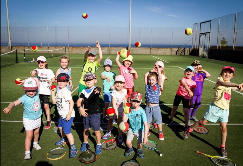 DonaghadeeLTC's tweet photo. A strong North Westerly, but fear not,a little wind won’t deter us. Junior coaching will be on as usual this evening 🎾  💨 https://t.co/CtigAjYHph
