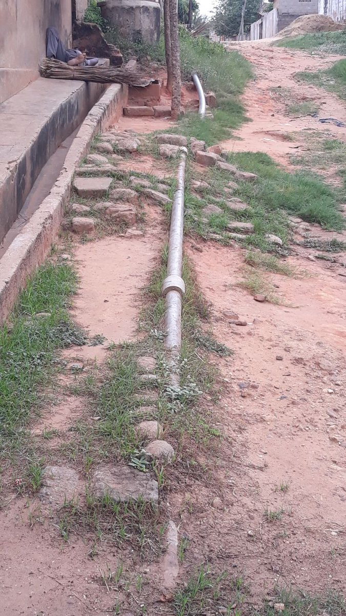 af_ruralwater's tweet photo. #Togo, #PASPEA2, identifier le linéaire en amiante en vue de son remplacement pour garantir un meilleur accès a l'eau potable aux populations de la ville d'#Aneho avec le soutien du #SEDIF, de #SEVES, de la #SPEAU et de la #TdE. https://t.co/jqYkU8CYkE