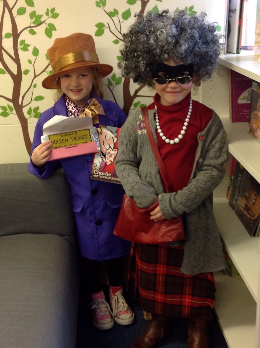 TarvinPrimary's tweet photo. World Book Day is so much fun! #potterclass #readingisfun https://t.co/3hanJajOJR