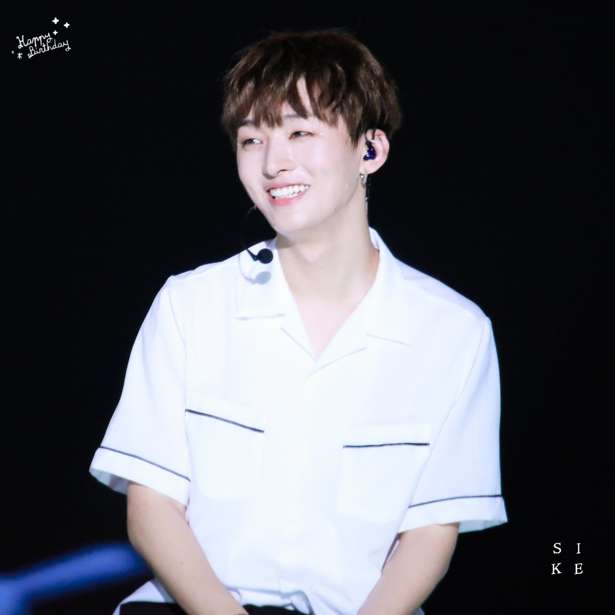 yoonsike's tweet photo. 190308 #밥알요정_윤지성_생일축하해 #HBD_YOONJISUNG 생일축하해💕 https://t.co/zfJc0m996U