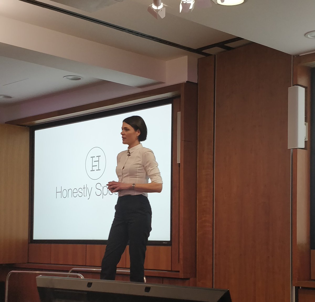 TALiNT_Partners's tweet photo. @AudrieWoodhouse from Honestly Speaking is up next talking about "The Importance of our unique voice in work and business today" ๐ฃ๏ธ #TLCon Year Ahead https://t.co/hM6tMT9cz2