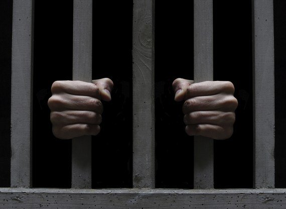 Updates_Base's tweet photo. Father Had Sex With His Two Daughters In Exchange Of Their Fees https://t.co/XAs3yQUSTd https://t.co/OJ7FiiQwmT