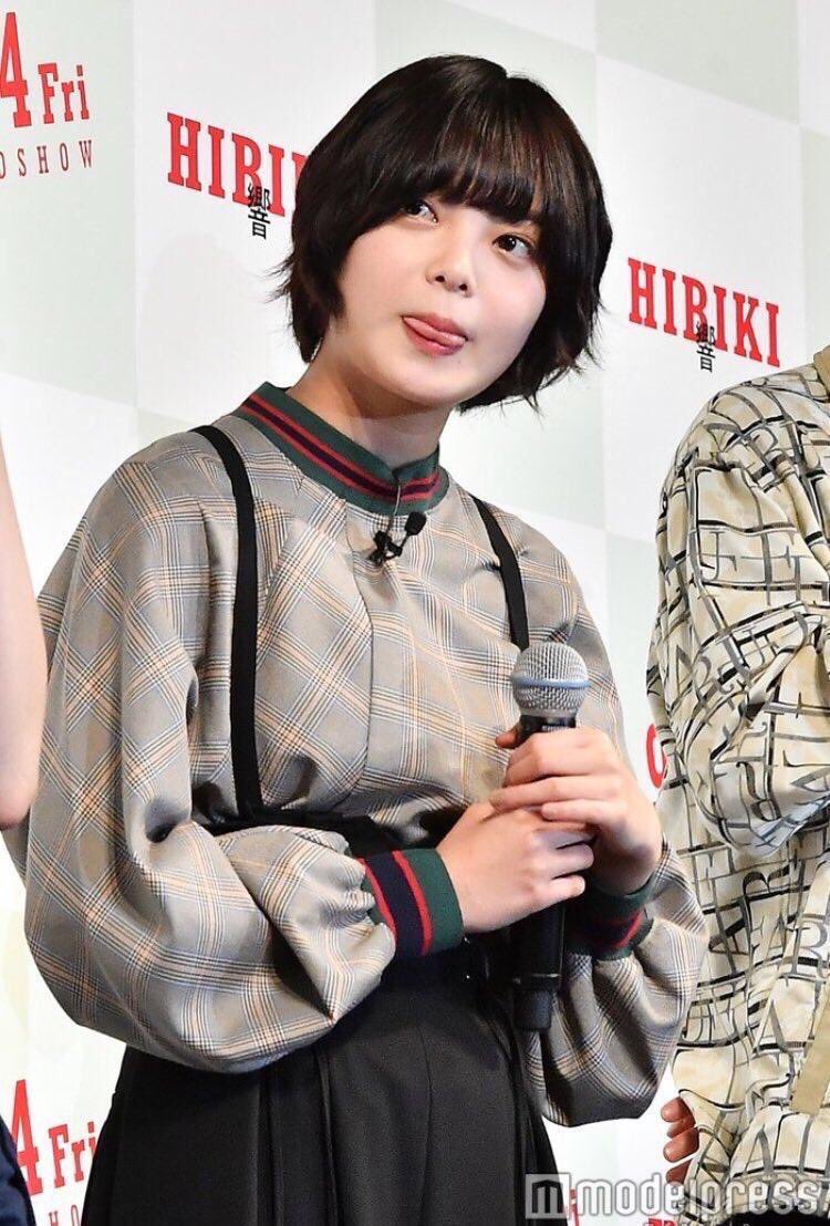 keya_techi_26's tweet photo. こんなにも舌出してる写真あったら、もうカメラマンが狙ってるようにしか思えないwww
#平手友梨奈 https://t.co/8ZHiLa1hp3