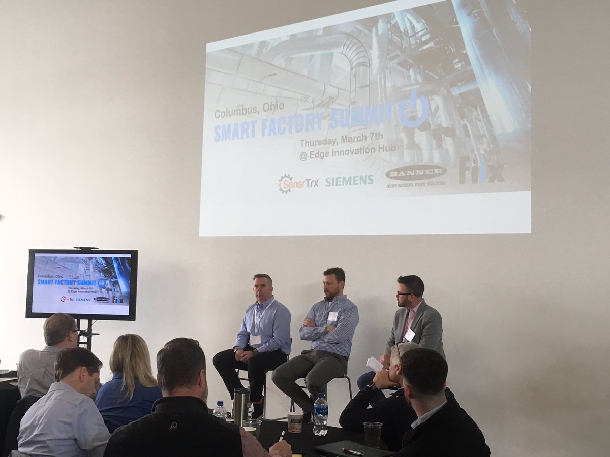 smrtfactory's tweet photo. The AM Panel with @BannerSensors  and @SensrTrx on #industry40 #mfg Traditional IT is starting to play a role in Integrating #IIoT with operations on the floor. #SmartFactorySummit https://t.co/CbY09vIQzf