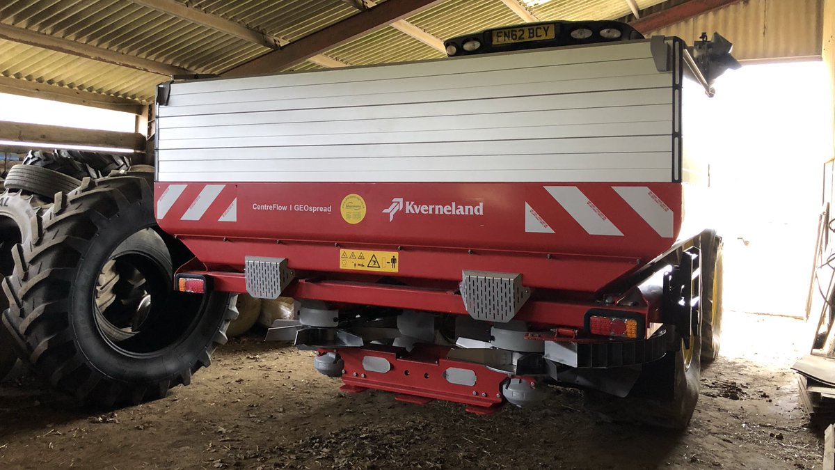 EastLeicsLEADER's tweet photo. A busy day visiting projects across East Leicestershire. @JHDuffin_sons are up and running with a new fertiliser spreader. https://t.co/YJzvYS0zy4