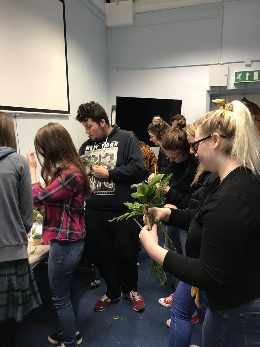 BaggottAlison's tweet photo. Some of our L6 Education Studies:Primary students enjoying their Wellbeing and Creative Making  workshop @PrimaryEdStud @NAWRcymru @Athrofa @sainsworth1 @LynwenRob @sarah_stewart99 @UWTSDStudents https://t.co/tV04XnD2vW