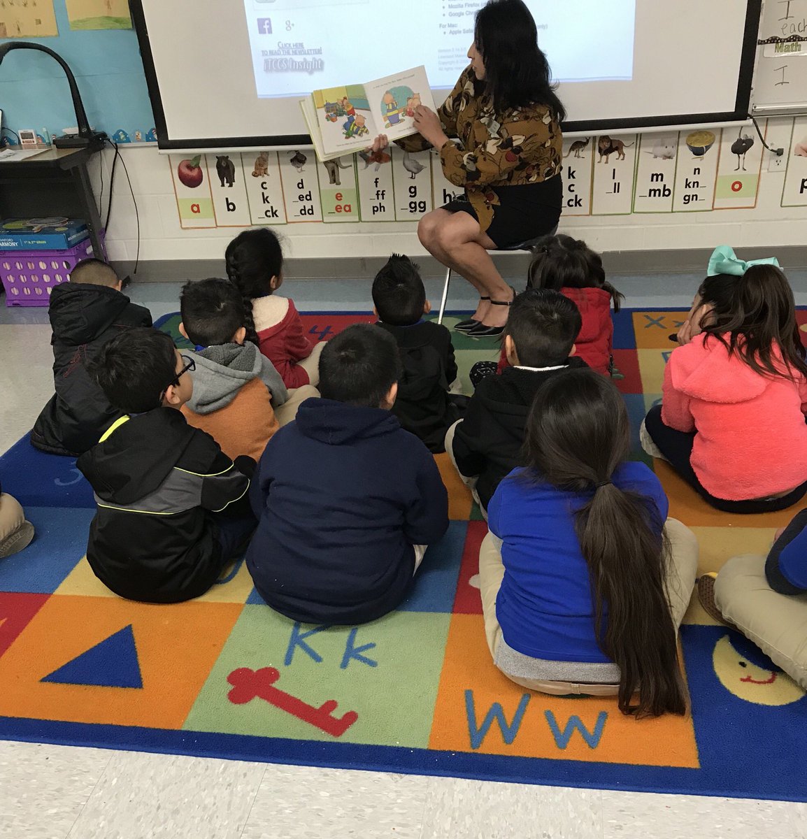 Winston_ISE's tweet photo. Thank you to our guest readers who shared the love of reading with our scholars! @EISDTalentMGT @SCamachoDAVANDC @rfoster1011 #WinstonWins #ReadAcrossAmerica #WinstonReads @EISDofSA https://t.co/pb5ZQjroru