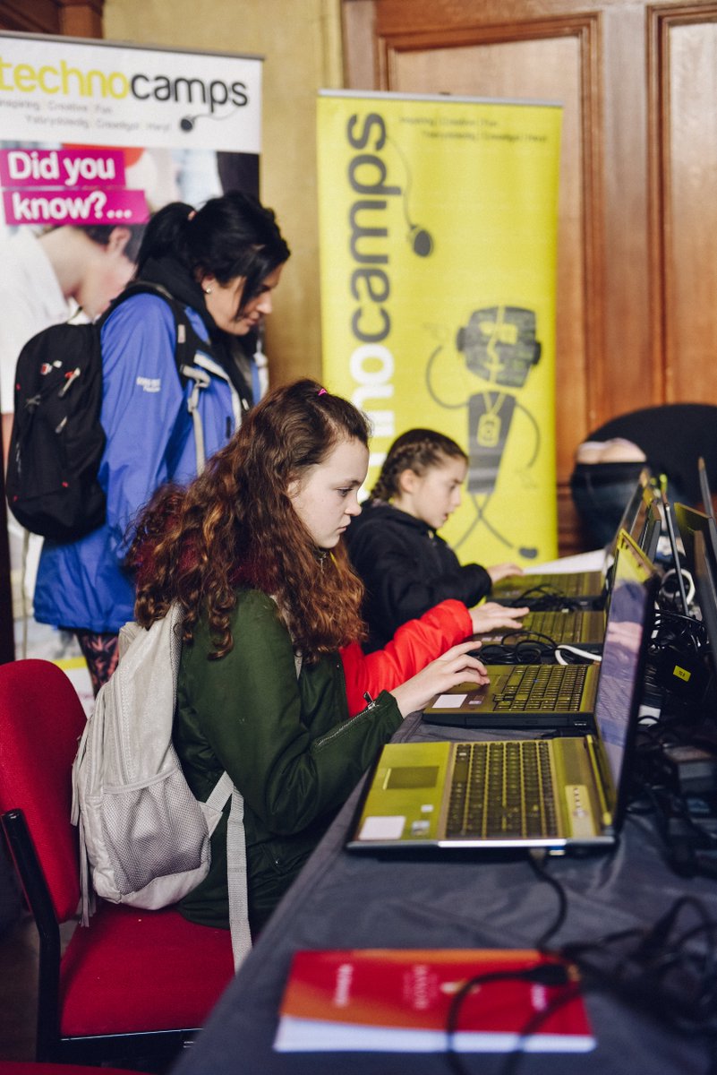 Technocamps_BU's tweet photo. Some photos from the Dyfodol Disglair y Dyffryn @EM_WABangor event with Ysgol Dyffryn Nantlle and Ysgol Bro Lleu
@ydnantlle @ysgolbrolleu
Photos: @BanholzerPhotos
@LEGO_Group @LEGO_Education
#lego #legoMindstorms #legoNXT #mindstorms #stem #legoRobotics https://t.co/wBSY1vQQeZ