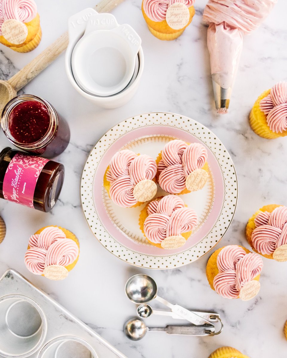 GEchocolates's tweet photo. Cupcake Class!
Sacramento, March 16th
https://t.co/WvI9niXoXz

San Francisco, April 8th
https://t.co/FgwDZoln1D

#GingerElizabeth #CupcakeClass https://t.co/ijYDwfly8j