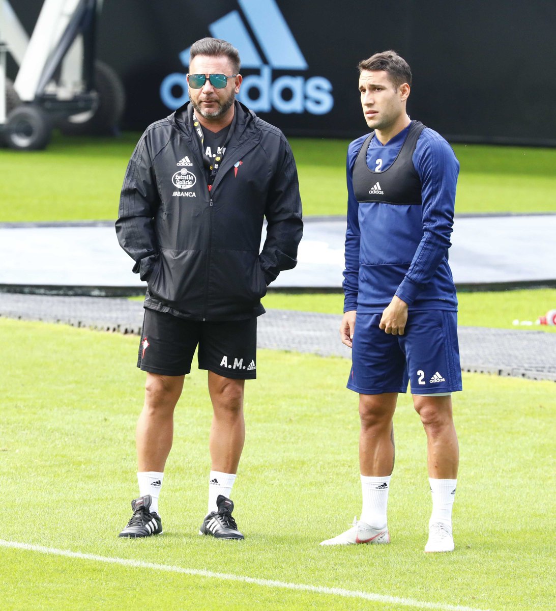 Hugo Mallo en octubre de 2018, sobre Mohamed: "Estamos a tope con el míster y él lo está con nosotros. [...] Al entrenador lo veo con ganas, con ilusión para superar esta mala racha [...] Si algo transmite el míster es fuerza y nosotros no estamos pensando en un cambio de míster”