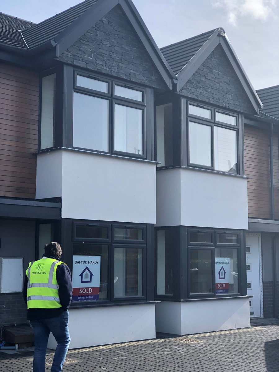 OakingDev's tweet photo. Our development at Hillside Mews, should be completed very soon, and ready for the new buyers to move in and set up home! https://t.co/LvwXIjlBa6