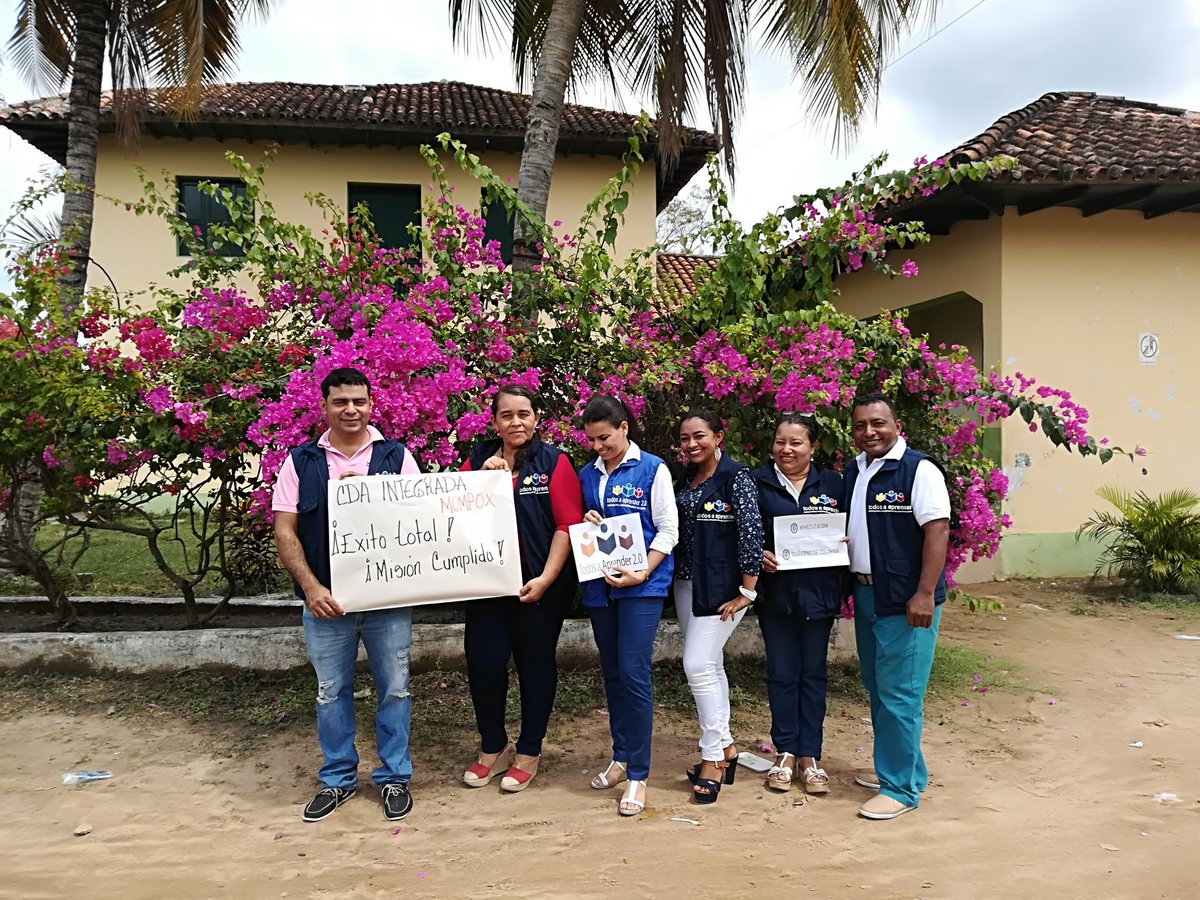 06Hernethm2's tweet photo. #PTAAgonizaPorPolticas necesitamos lineamientos y políticas operativas claras y concretas tutores @PTA_Colombia somos la Extension de @Mineducacion en lugares lejanos del país @hbayonar @ViceColombia @CMILANOTICIA @SemanaEd @VictoriaBxE @VickyDavilaH @lasillavacia https://t.co/iA5NS2YKt6