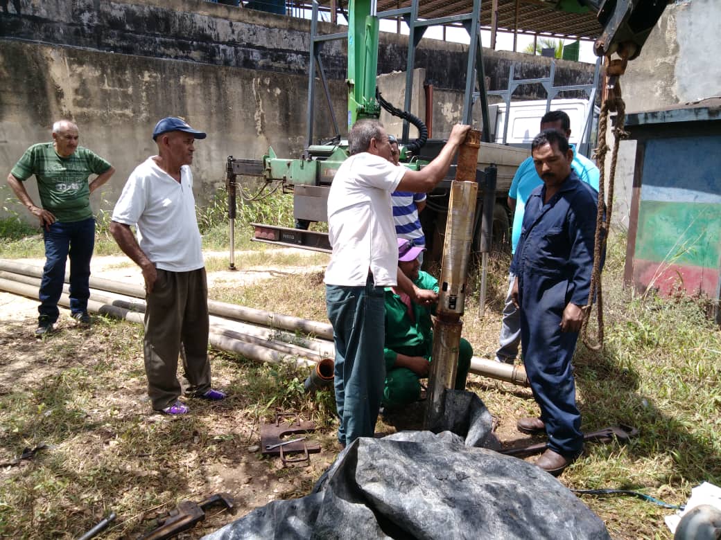 CoLuchadores's tweet photo. @GobMonagas_ comprometida con el pueblo, se reactivo Pozo de la "Federco Hands" beneficando a los habitantes de la comunidad de Luchadores de las Cocuizas ¡Gracias @yelitzePSUV_ ! @NicolasMaduro @dcabellor @PSUVMonagas @ErnestoPSUV_ @Reinaldo_PSUV https://t.co/MR0WNxDulK