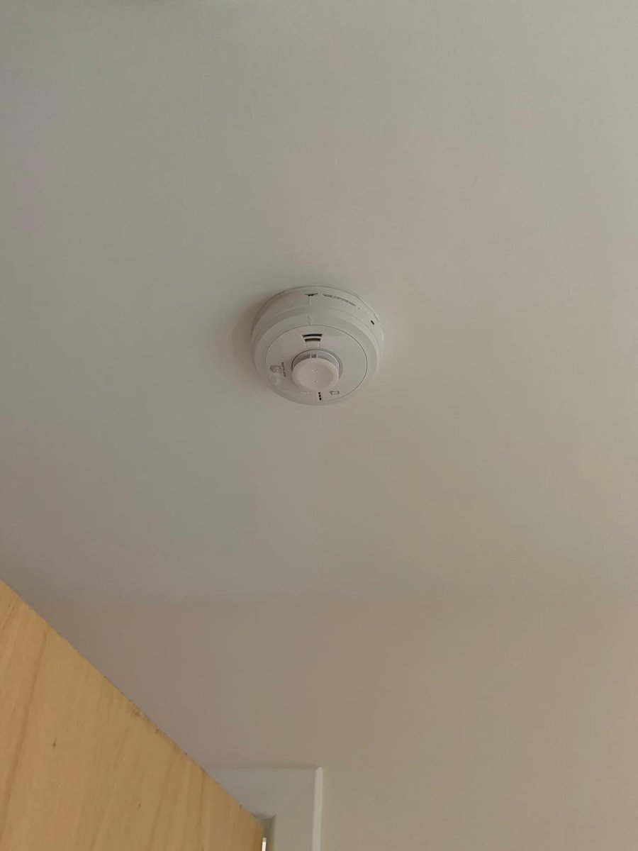 Consiliumcs1's tweet photo. Consilium have begun the second phase of our Detector install programme in the Dumfries area. Using the 3000 series by Aico, we endeavour to make homes as safe and secure as possible. https://t.co/kYZenEVCYq