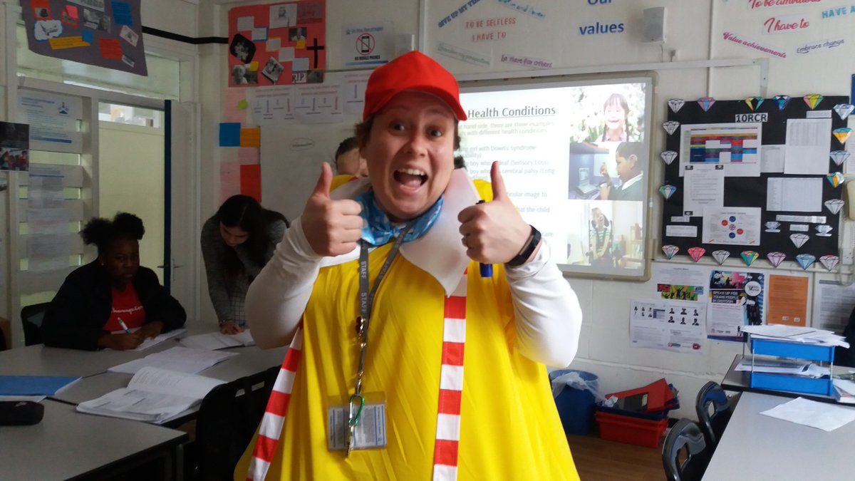 StAndHighCE's tweet image. Not certain whether this is a very happy Tweedledum or Tweedledee, but Miss definitely got into the spirit of #WorldBookDay today!  #Standhigh