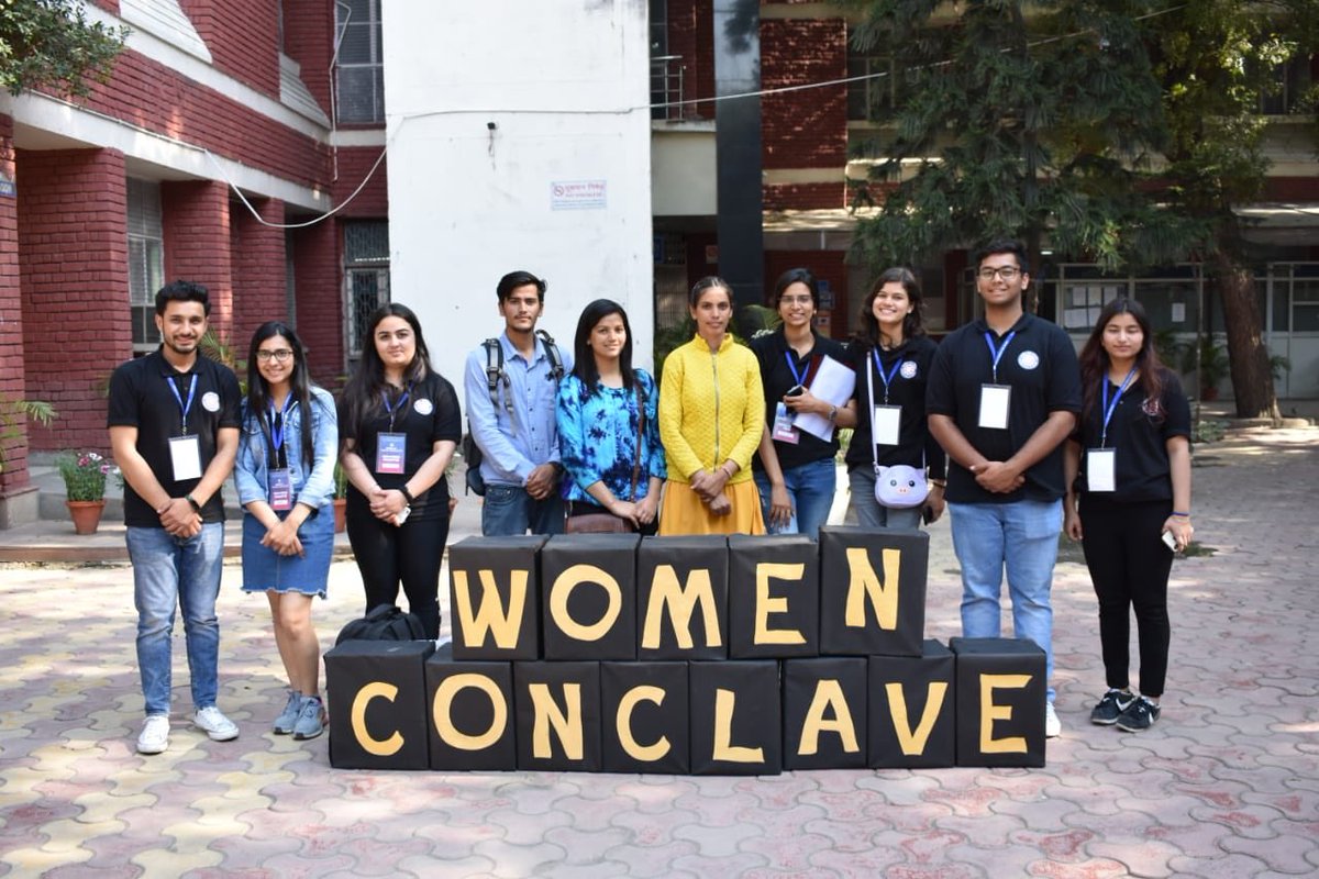 KmcSahas's tweet photo. SAHAS, The Women Empowerment Cell of National Service Scheme, Kirori Mal College successfully concluded ite first day of the two day Kirori Mal Women Conclave 2019. 🌻🌻💕 #NSS #SAHAS #WomenConclave #KMWC19 https://t.co/21uKfnD4Al
