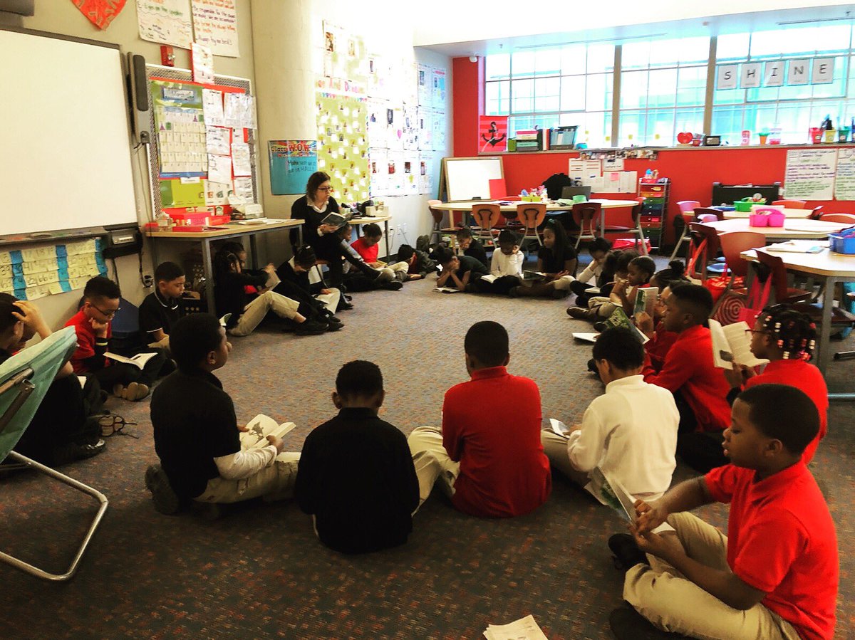 This morning, crew 225 are enjoying,The BFG, being read to them by their fabulous teacher. #marchisreadingmonth #theBFG #readtothem #onebookoneschool instagram.com/p/ButqPtMjwOj/…