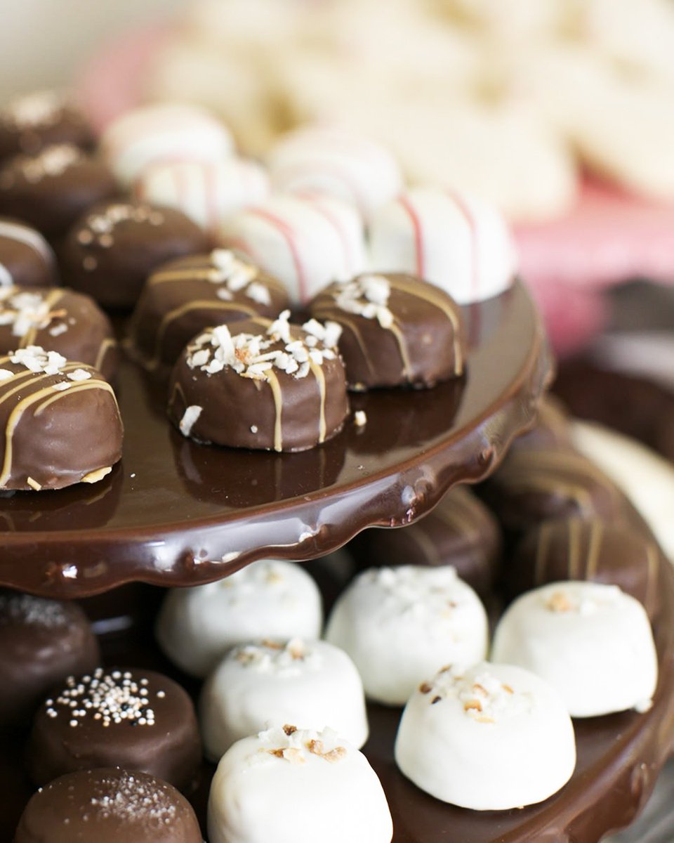 Cakebites make the world a better (and sweeter) place. Get yours today! #sweettoothfairy #Cakebites