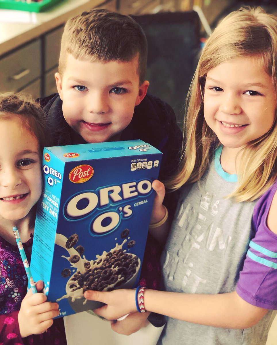 Sarah_Beratto's tweet photo. We โCEREALslyโ canโt wait for spring break!!
Happy #nationalcerealday today and happy #nationaloreoday yesterday. KA is enjoying celebrating all the things on this #springbreakeve ...oh happy day!! #celebrateallthedays #kaadventures #wilemonsteam https://t.co/2TKXX7UfnU