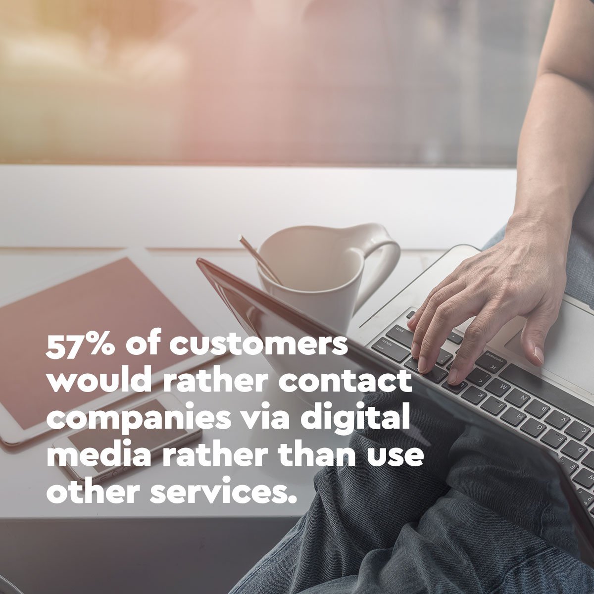 Jotform's tweet image. With everything else you have to do, your business’s communications aren’t always your top priority. Here are five simple ways to communicate better 💭

🔢 Reassess your business priorities

🔗 Think about your website

📱 Take advantage of social media

👉jotform.com/blog/5-ways-to…