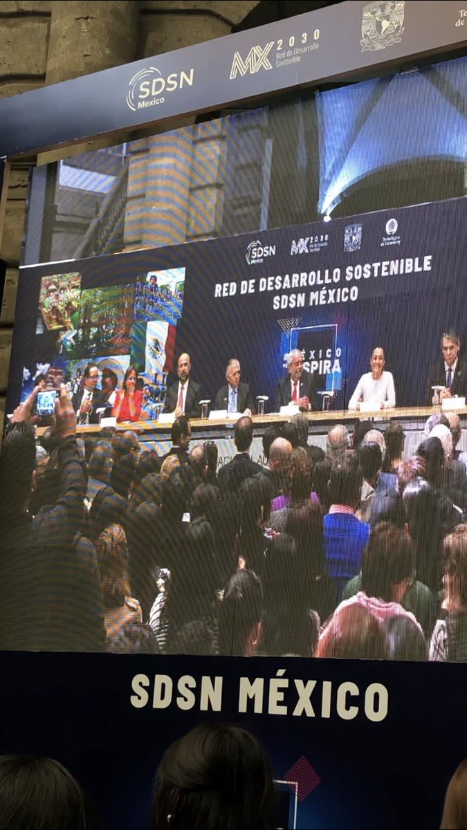 karina_izq's tweet image. In 2017 I started a journey as a #LocalPathways Fellow @SDSNYouth a UN initiative to foster paths for sustainable futures. Today I’m so proud and excited to be at the launch of the #SDSNMexico chapter #SDGs #MexicoMeInspira Congratulations to the team! @UNAM_MX @TecdeMonterrey