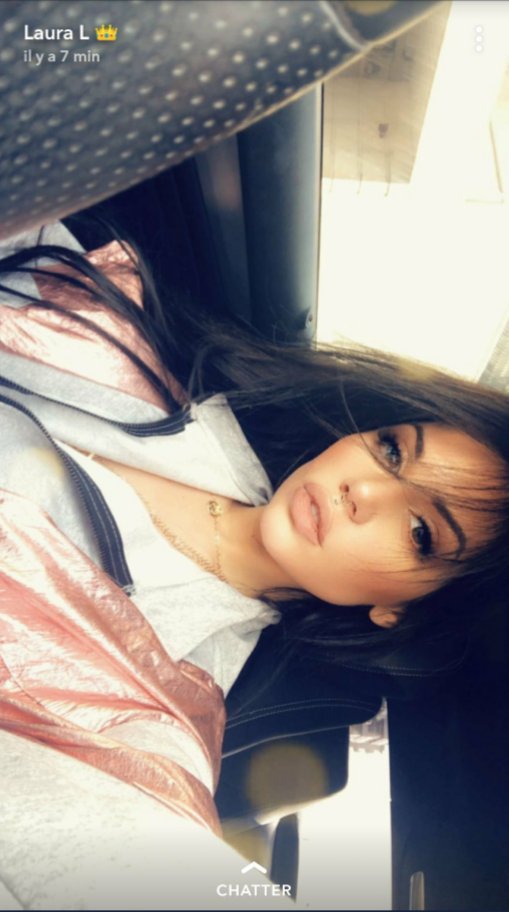 TLauzina's tweet photo. Tellement canon 😍♥♥ @LauraLempika 
#lauralempika #teamlaura #teamlaulau #teamlau4ever https://t.co/X45V43Fsyd