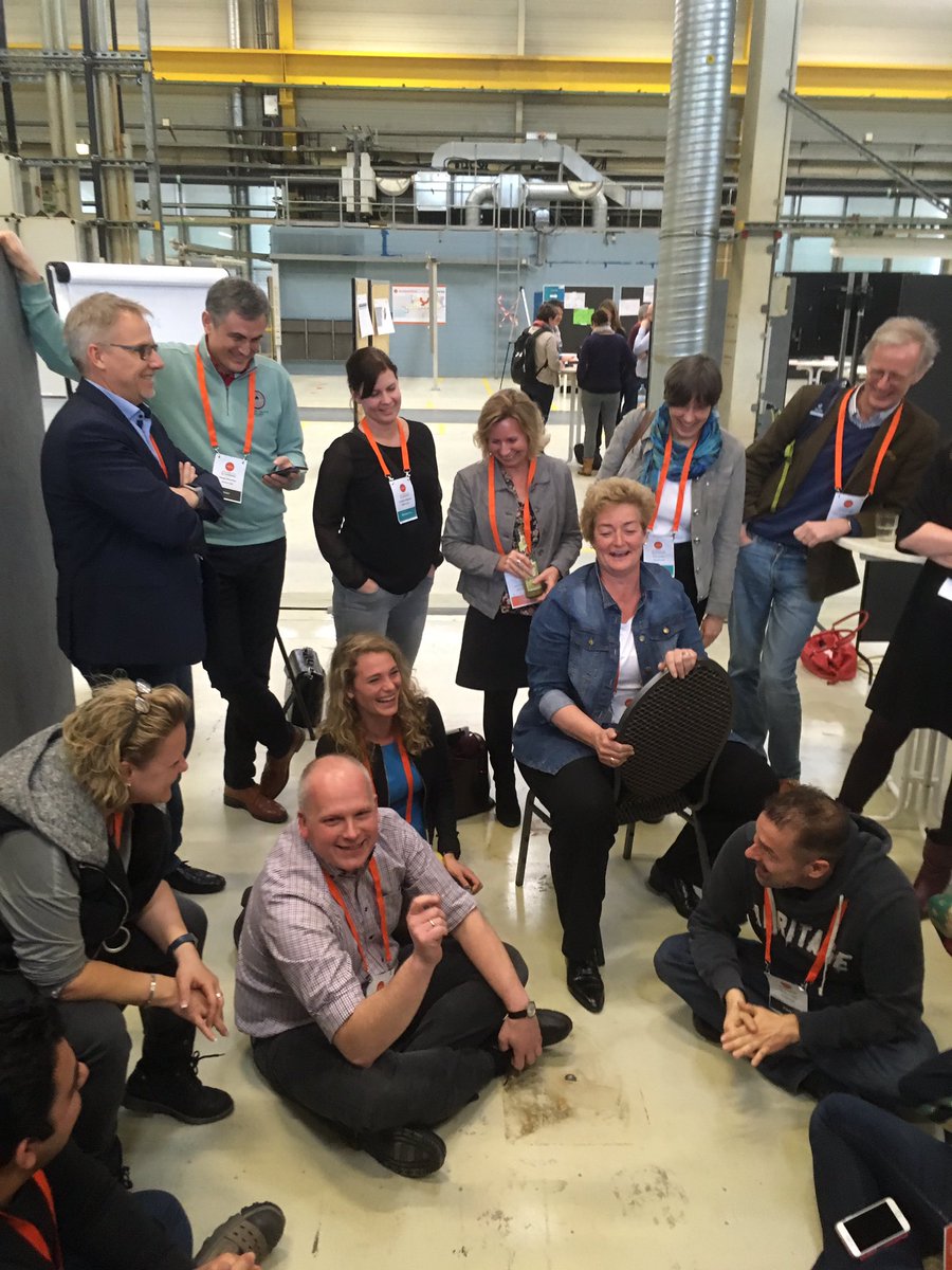 StefanieKlicks's tweet photo. @JanLischka „Wenn wir mehr arbeiten, wie wir Grillpartys organisieren, dann erreichen wir unglaubliche Dinge und haben viel Spaß dabei.“ DANKE für diesen Impuls #AHcamp #augenhöhe #AugenhoeheCamp #newworkcity https://t.co/sHi9Gc1hOV