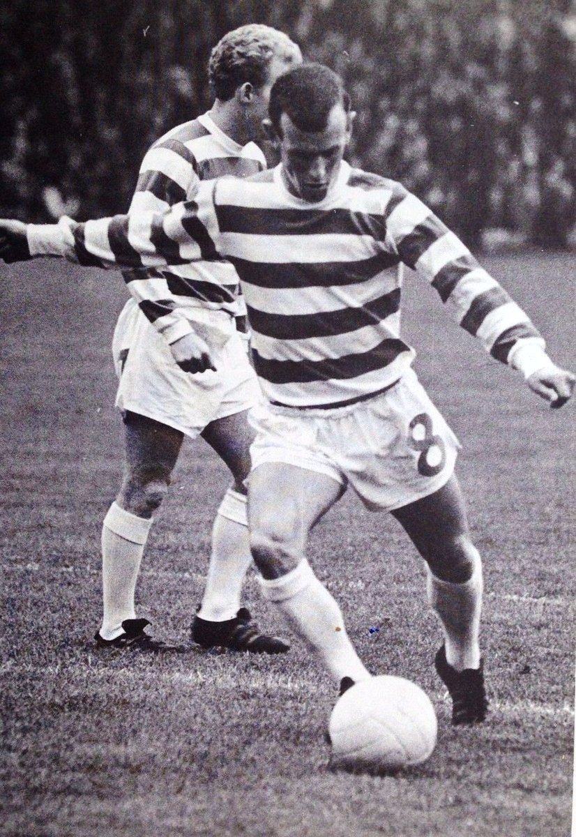 Bobby Lennox 1968 <a href="/bobbylennox67/">Statue For Bobby</a>