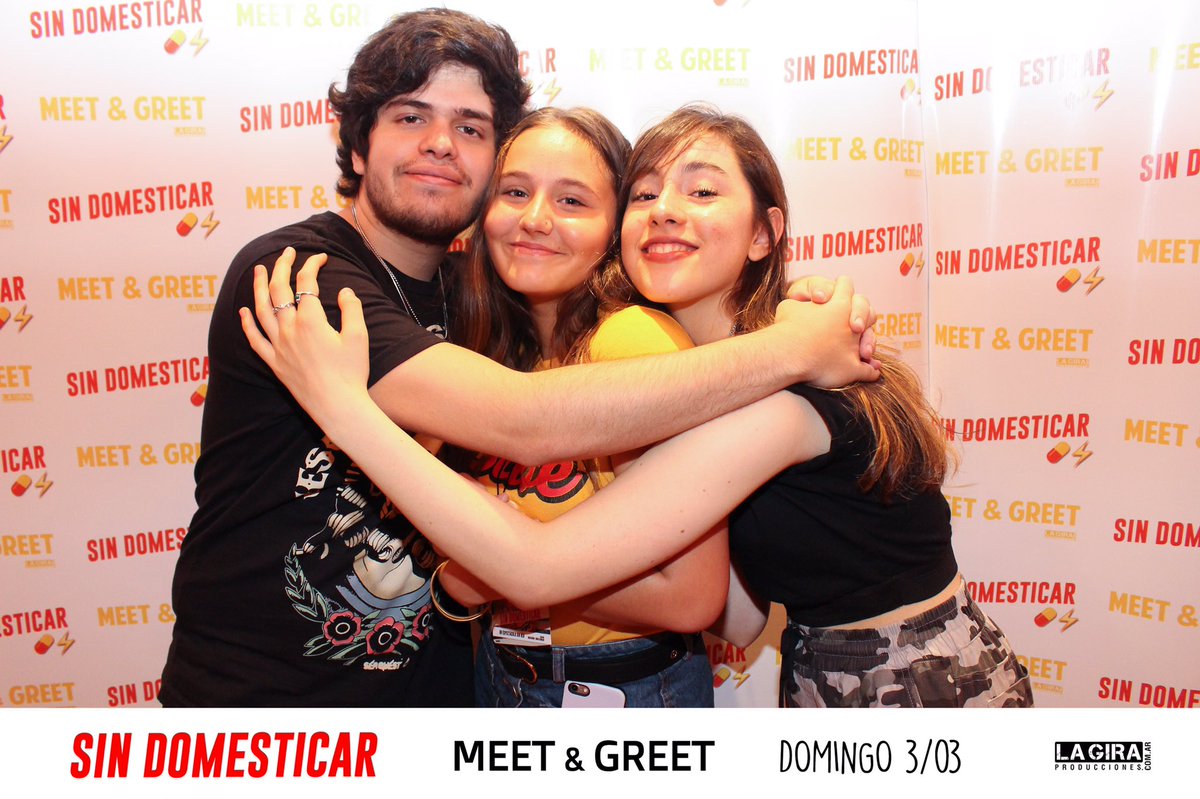 shitkane's tweet image. LOS AMO UN MONTONAZO