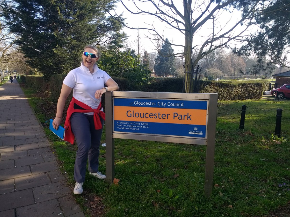 LisiCottam's tweet photo. Throwback to last weeks walking meeting with @nickyharverson in the sunshine! Such a good way to squeeze some exercise and fresh air into a working day, whilst doing our #DailyMile of course #inspirationalcolleague #workingandwalking #ThrowbackThursday https://t.co/j7EFJCmohD
