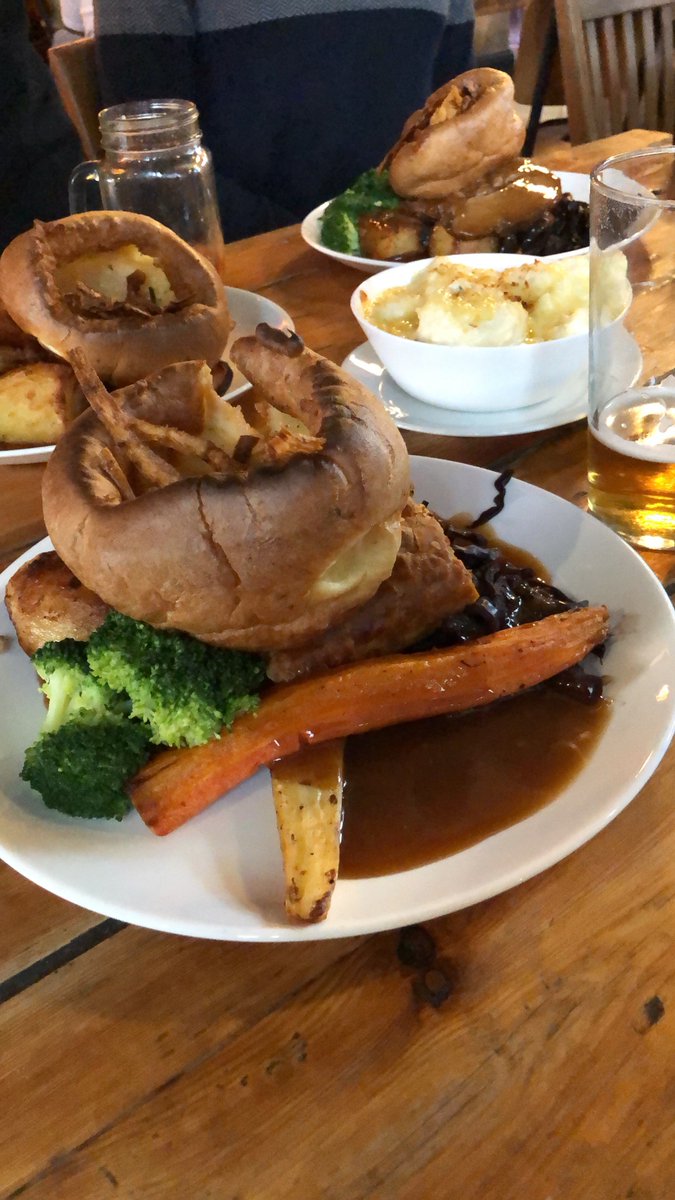 The Sidewinder (@sidewinderbtn) on Twitter photo Sundazee 💙💙💙
Gotta be one of our favourite days of the week ✌🏻
Drop us an email on hello@sidewinder.pub or slide into our DMs to book a spot for Sunday lunch
#brighton #kemptown #sunday Sundazee 💙💙💙
Gotta be one of our favourite days of the week ✌🏻
Drop us an email on hello@sidewinder.pub or slide into our DMs to book a spot for Sunday lunch
#brighton #kemptown #sunday