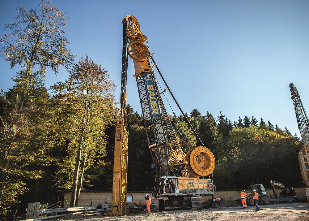 MEqOfficial's tweet photo. #BauerGroup to show its entire range of specialist foundation technology at @baumaOfficial 2019. #drilling, #diaphragmwall, #piling, #dutycyclecranes | https://t.co/Pg4uzXYWyy https://t.co/s7ZVq19kKO