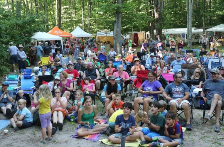 ClusterPluck, Hymn for Her, Falling Through April, Jesse Ray &amp; the Carolina Catfish part of the lineup for Beaver Island Music Fest 2019: localspins.com/beaver-island-… <a href="/HymnForHer/">H4H</a> <a href="/bandFTA/">FallingThroughApril</a> <a href="/BvrIslMusicFest/">Beaver I. Music Fest</a> #localspins