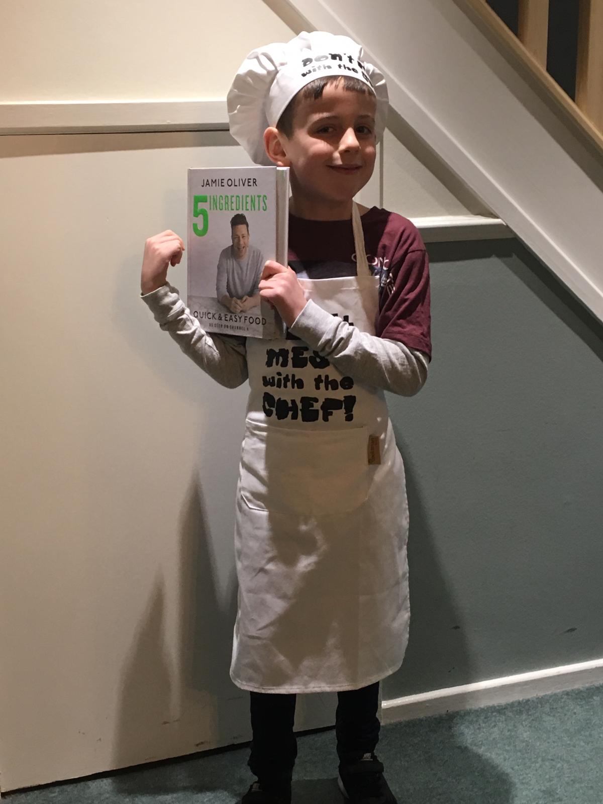 Jamie Oliver on Twitter: "@mrsmaz82 Hi Sayeh, we'd love to send your  budding chef a little gift for such a brilliant costume. Please, could you  pop your details across to us here