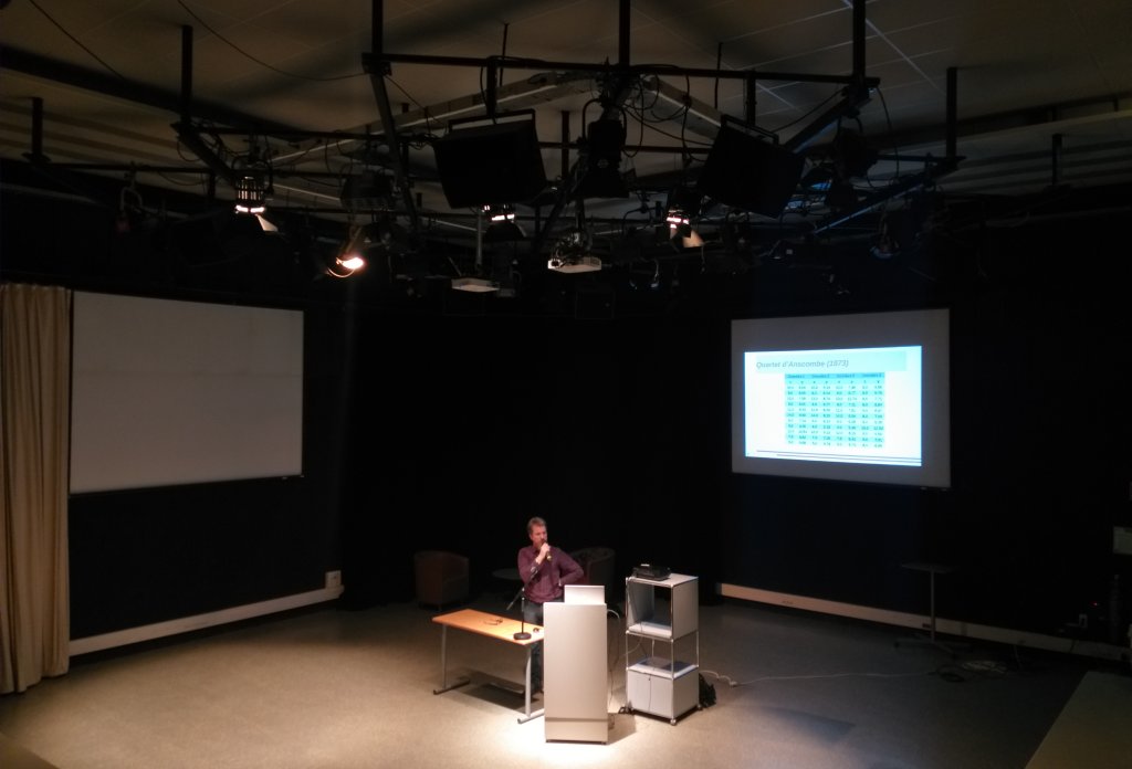 lp_mind's tweet photo. On se retrouve aujourd'hui pour la conférence de Bruno Pinaud en direct du plateau télé, sur la créativité et la donnée ! 

#data #conférence #rencontremind #lpmind https://t.co/BsFPkDB9q1