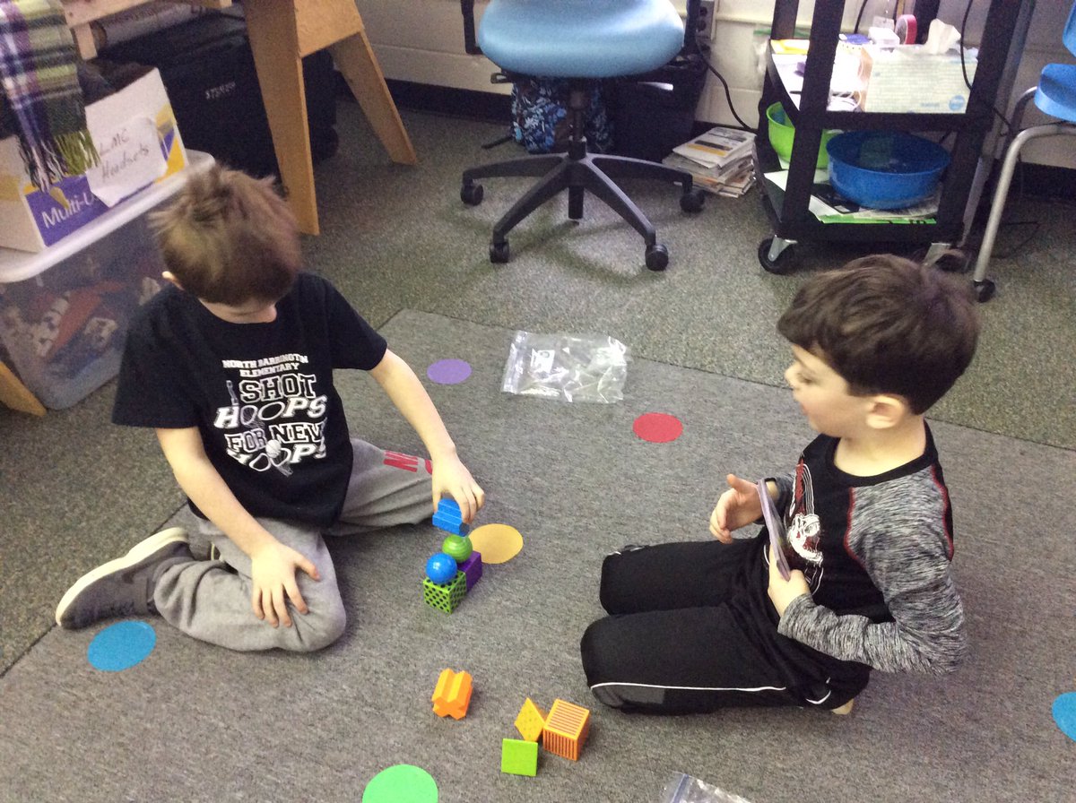 VharmsD's tweet photo. Kindergartners in STEM! We had so much fun learning about robots and how we have to program them. We practiced by giving instructions to our partners 😊 @thurston220 #nbscoltpride https://t.co/5FYHxPKRF4