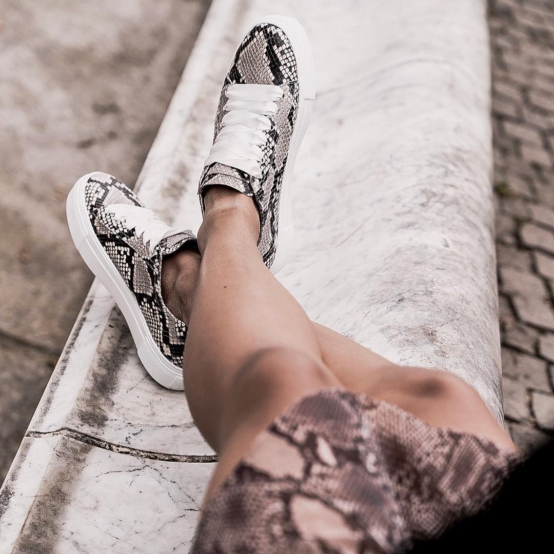 1aschuh's tweet photo. New Luxury: Die Frühlingskollektion von Kennel&amp;Schmenger ist frisch bei uns eingetroffen - sagenhaft schöne Damenschuhe! https://t.co/HDoMgjfndo #1aschuh #Schuhe #Schuh #Shoes #Sneaker #Sneakers #kennelundschmenger #snakeprint - Nice Pics Repost (Instagram): @ kennelundschmenger https://t.co/Yv0DOxCAsy