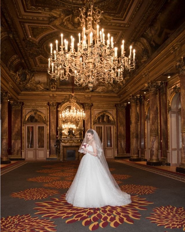 💞 Célébrez le plus beau jour de votre vie dans l'un des salons historiques de l'hôtel The Westin Paris - Vendôme.
--
Surrounded by love at The Westin Paris - Vendôme! 💞
Celebrate the most beautiful day of your life in one of our historic salons.
#TheWestinParisMoments