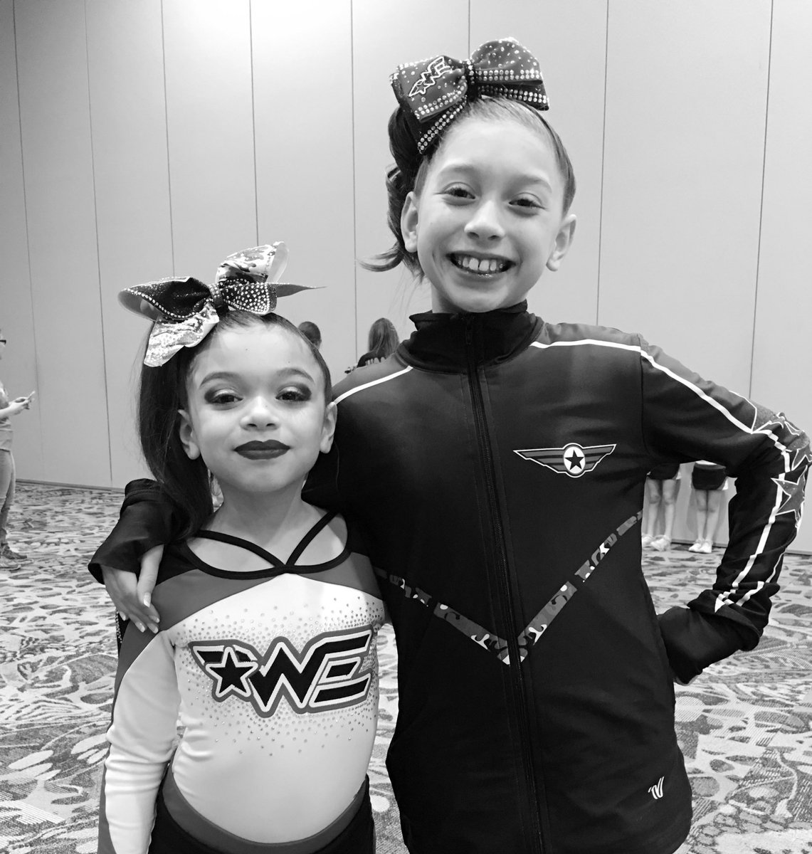 Ver0nicaG's tweet photo. Happy cheerleaders that love their teams and coaches! โค๏ธ๐ค Thank you for all you do for my babies! @WoodlandsCheer #stealthie #M16s https://t.co/eGXS8tl02z