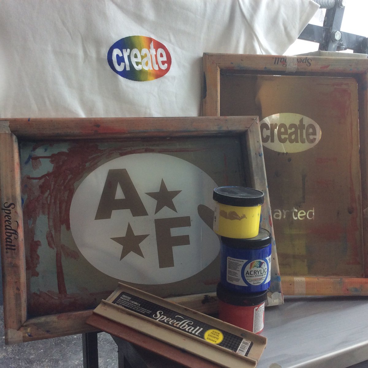 AFHSVisualArts's tweet image. Print your own T-Shirt with @NAHS4AFHS during lunch Tuesday, March 12! We will be in the cafeteria BOTH lunches! Help celebrate a Youth Arts Month. Bring your own shirt; the print is free.🎨@JenCave_73 @ArtwithHarkins @AFHSannounce