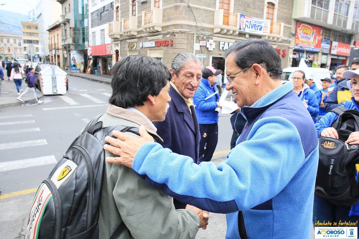 El triunfo Avanza . 
¡ ... Amoroso no se cansa ...! Se siente el cariño de un pueblo que reconoce a un alcalde que transforma con firmeza #Ambato. #ElAlcaldeDelPueblo #AmbatoSeFortalece