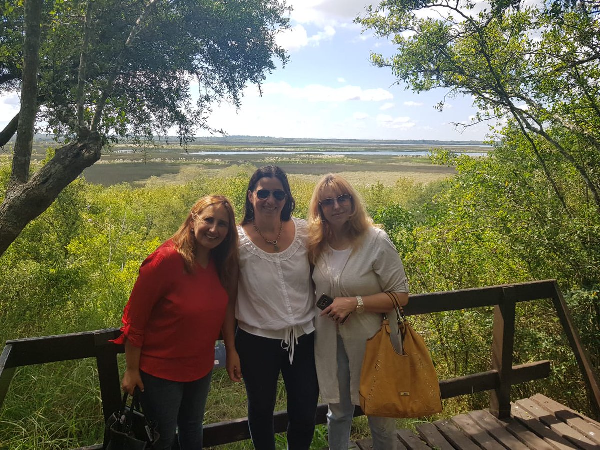 CiieEscobar's tweet photo. Nos reunimos con Responsables del área de Educación  #ParqueNacionalCiervoDeLosPantanos para iniciar proyectos educativos en conjunto sobre el cuidado del medio ambiente @MARIURHIG @CiieEscobar @PatriciaFroy @stellafornas @CartaRoxy @angie_hahn https://t.co/pPUEA5GOzV