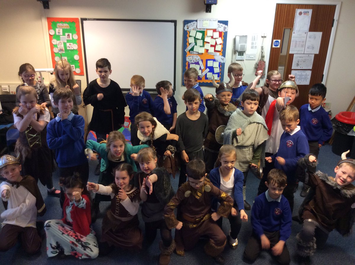 2022whitkirk's tweet photo. 🐧🐬 Viking Day! https://t.co/Eqi2f6NrN2