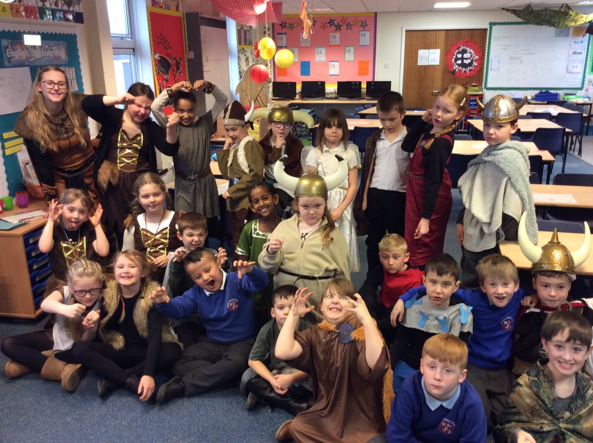 2022whitkirk's tweet photo. 🐧🐬 Viking Day! https://t.co/Eqi2f6NrN2