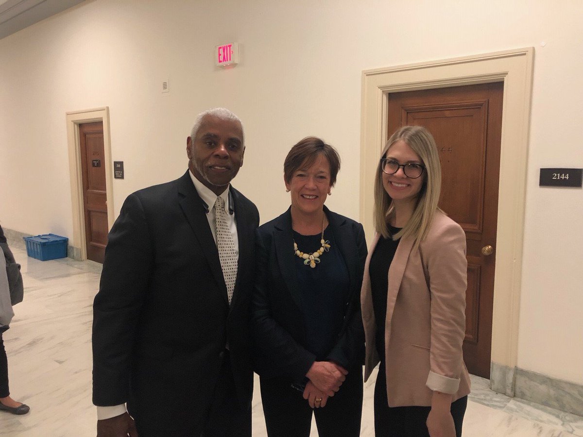 novabuckscounty's tweet photo. @RepBrianFitz is holding a press conference to announce a bill that will reauthorize #VAWA.

From right to left: Ron Legrand from the Legrand Group, Penny Ettinger, NOVA's Executive Director, and Jen Hinds, Director of Advocacy and Outreach at @AWPbucks 
#vawa19 #SaveVAWA https://t.co/6xUkba7dOJ