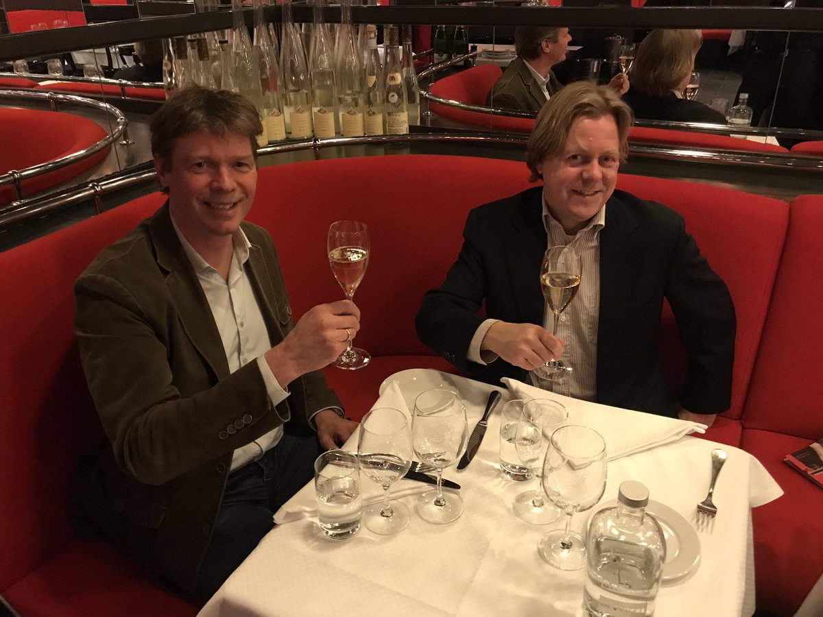 LEDLease's tweet photo. LED Lease is celebrating its re-birth, under new management https://t.co/imW4AumS0Q
