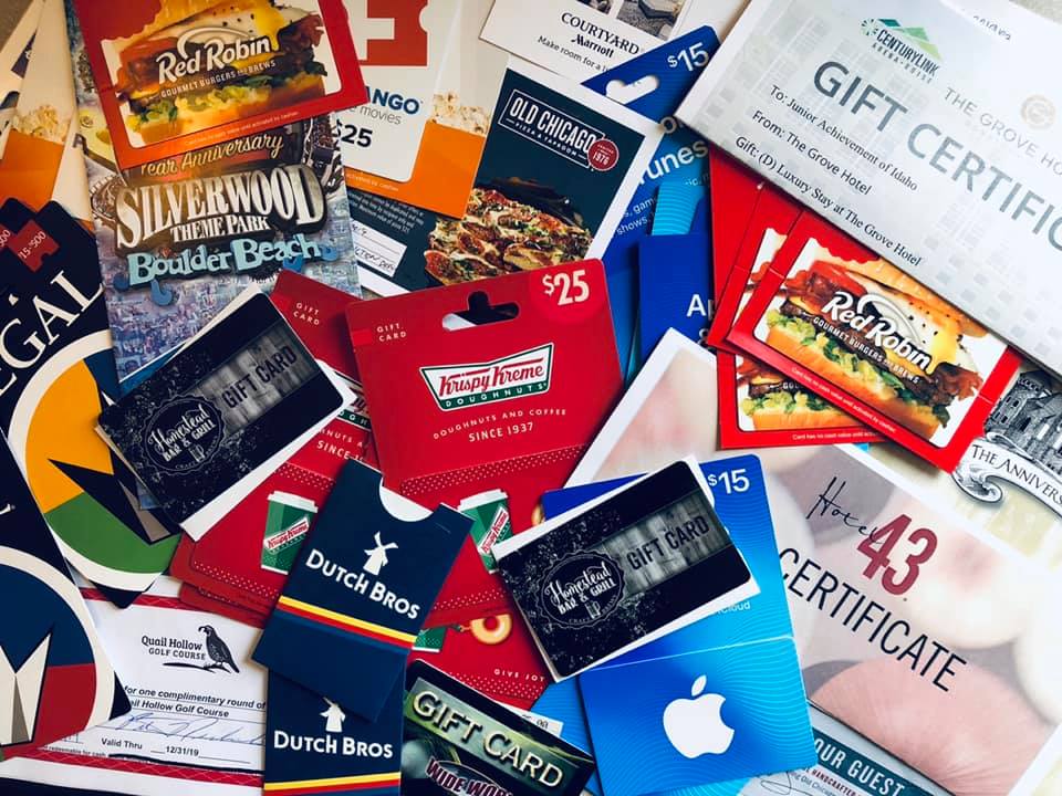 JAOFIDAHO's tweet photo. Here’s a sneak peak at some of the prizes bowlers will be taking home from our Treasure Valley #JABlockbusterBowl this Saturday!

Learn more and support a team at https://t.co/4cy4ZKKUmZ 

#JAIdaho #JuniorAchievement #IdahoStudents https://t.co/hDcQPm02Bh