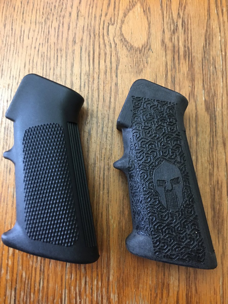 Casa11Andrew's tweet photo. anybody into hand guns? Let
Me stipple your frame for ya! $70🤘🏽 https://t.co/RSQxBk1pcO